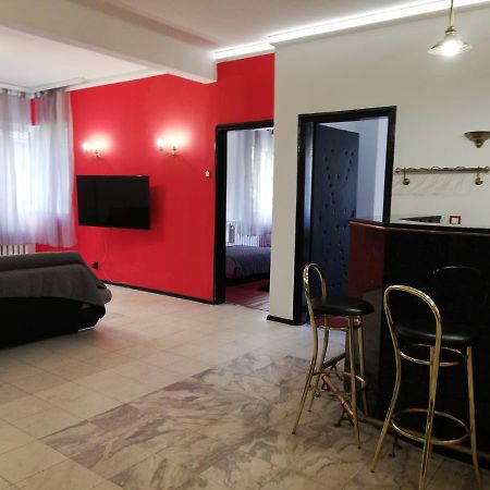 Top Center Cozy And Spacious Apartment София Екстериор снимка