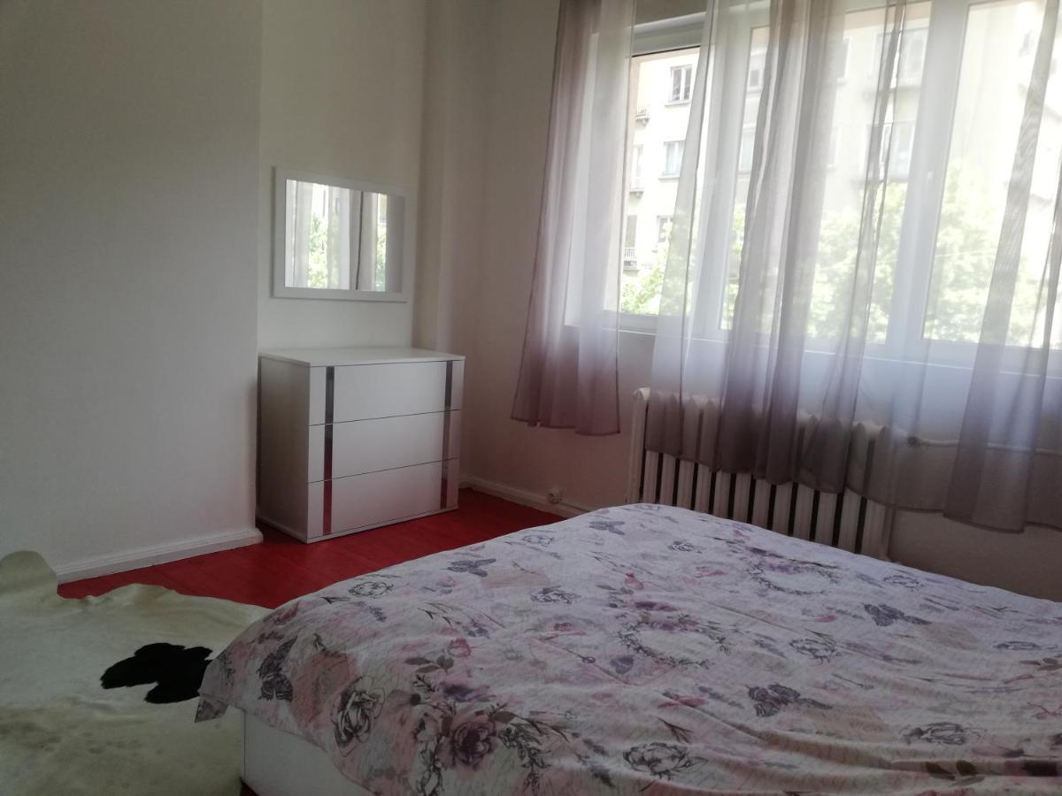 Top Center Cozy And Spacious Apartment София Екстериор снимка