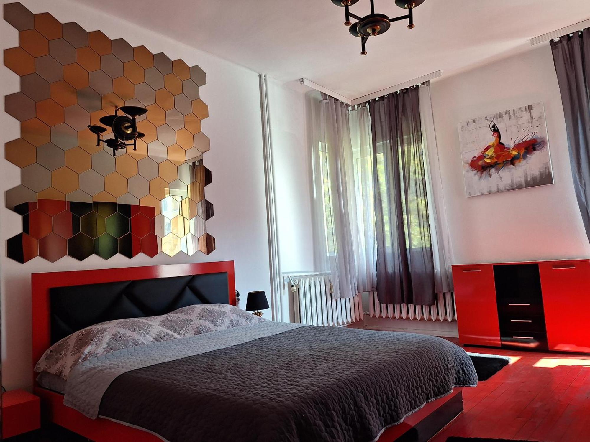 Top Center Cozy And Spacious Apartment София Екстериор снимка